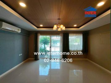 Two-story townhome, 18.1 sq.wah, Villaggio Rangsit Klong 3, Soi Chonlamark Phicharn 10, Chonlamark Phicharn Road, Chotiwet Road, Lam Luk Ka, Pathum Th