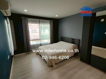 Two-story townhome, 18.1 sq.wah, Villaggio Rangsit Klong 3, Soi Chonlamark Phicharn 10, Chonlamark Phicharn Road, Chotiwet Road, Lam Luk Ka, Pathum Th