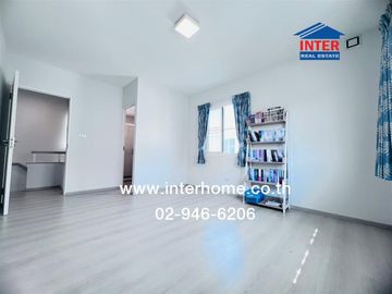 Two-story detached house, 50.7 sq.wah, Villaggio Srinakarin - Bangna Village, Bangna-Trat Road, Bua Nakarin Road, Bang Phli, Samut Prakan.