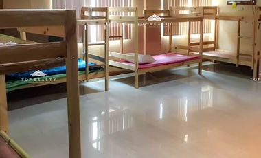 8-Bedroom 8BR House and Lot for Sale in Parañaque City at Bayview Village