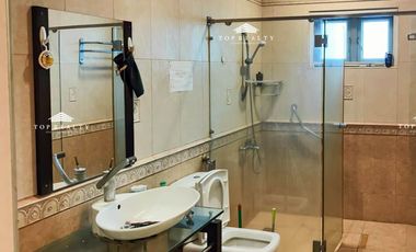8-Bedroom 8BR House and Lot for Sale in Parañaque City at Bayview Village