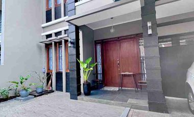RUMAH MURAH 2 LANTAI KOMPLEK BATUNUNGGAL BUAH BATU BANDUNG