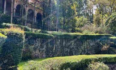 VENTA HERMOSA VILLA VALLE DE BRAVO
