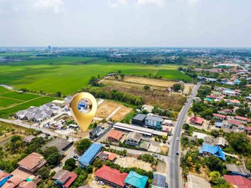 House for Sale in Ayutthaya – Uthai District, Thanū Subdistrict European-Style House with 226.6 sq.wah Land Near Rojana Industrial Estate
