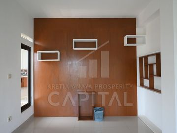 RUMAH SEMI VILLA NYAMAN DAN FULL FURNISHED DI PASIR IMPUN BANDUNG
