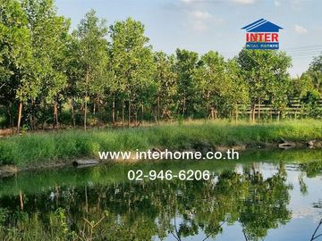 Vacant land, 275.6 square wah (approximately 1,110 sq m), located in Soi Yu Wang Kaew, near Wat Saphan Sung, Chaiyaphruek Road, and the Chamber of Com