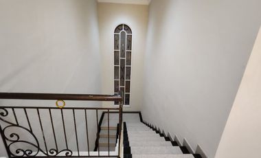 DIJUAL RUMAH VILA BUKIT REGENSI