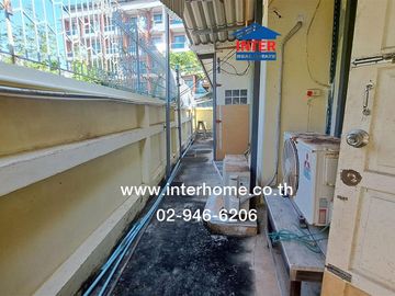 Land + 1-story house, 255.8 sq.w. Land and house near the Sunthorn Phu Monument, Rayong, Sukhumvit Road, Mae Pim Beach Road, Rayong, Klaeng, Rayong.