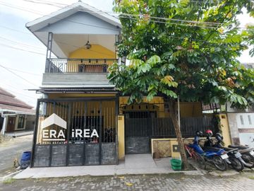 DIJUAL RUMAH DI COLOMADU DEKAT STADION MANAHAN