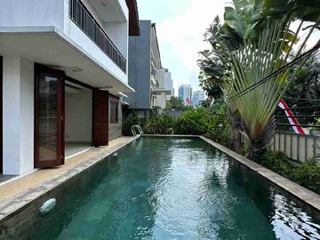 Jual Rumah Cilandak Jakarta Selatan