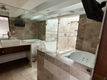 CASA EN CLUB DE GOLF SAN CARLOS, METEPEC, EDOMEX. REMATE ADJUDICADO