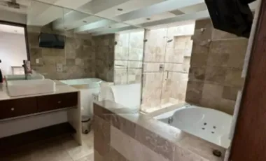 CASA EN CLUB DE GOLF SAN CARLOS, METEPEC, EDOMEX. REMATE ADJUDICADO