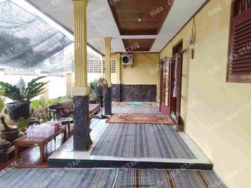Rumah di Cipinang Jakarta Timur Lingkungan asri, tenang Askes jalan 3 mobil
