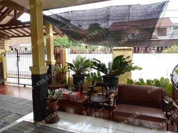 Rumah di Cipinang Jakarta Timur Lingkungan asri, tenang Askes jalan 3 mobil