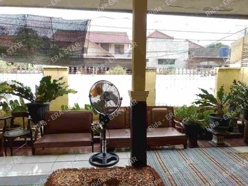 Rumah di Cipinang Jakarta Timur Lingkungan asri, tenang Askes jalan 3 mobil