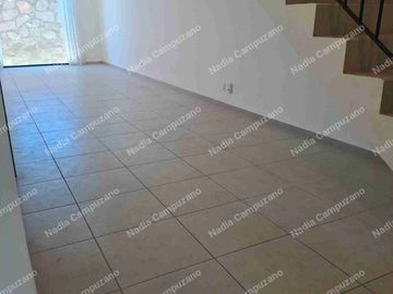 casa en renta sin muebles, fraccionamiento Zirandaro, San Miguel de Allende