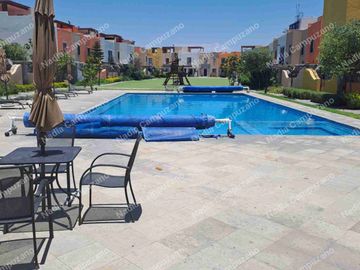 casa en renta sin muebles, fraccionamiento Zirandaro, San Miguel de Allende