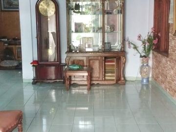 LT 288 SOROWAJAN BARU RUMAH DEKAT UIN, JL GEDONGKUNING, JL RAYA JANTI, JL LAKSDA ADISUCIPTO, MAGUWOHARJO, AMBARUKMO PLAZA