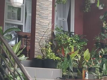 RUMAH NYAMAN MINIMALIS 2 LANTAI SIAP HUNI DI KOLONEL MASTURI CIMAHI