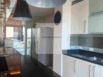 For Lease 2BR One Serendra