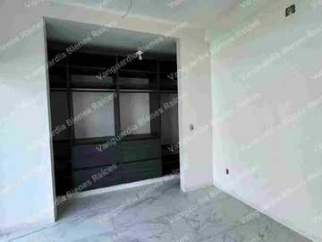 Casa nueva con recamara y baño en planta baja. Fraccionamiento con vigilancia, zona Norte de Cuernavaca