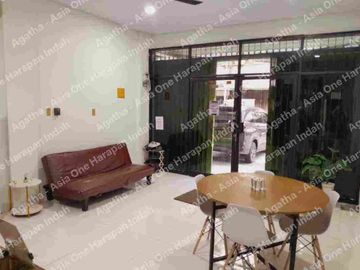 Ruko 4 lantai Jakarta Pusat di Pangeran Jayakarta, Mangga Dua