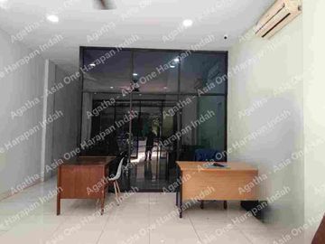 Ruko 4 lantai Jakarta Pusat di Pangeran Jayakarta, Mangga Dua