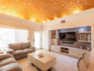 MARINA REAL , SAN CARLOS EN VENTA ESQUINA CON VISTA AL MAR