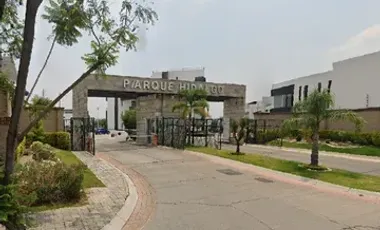CASA EN FRACCIONAMIENTO PARQUE HIDALGO, LOMA DE ANGELOPOLIS, PUEBLA. REMATE ADJUDICADO