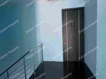 Ngomset‼️Tempat Usaha Salon Kecantikan Perak Surabaya