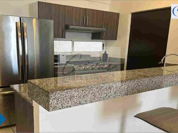 DEPARTAMENTO AMUEBLADO EN RENTA RES LIVERTE (Disponible julio)