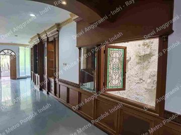 Dijual Rumah 2,5 Lantai di Taman Aries – Bangunan Luas, Siap Huni, Lokasi Strategis