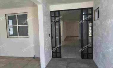 SE VENDE CASA NUEVA