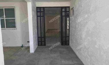 SE VENDE CASA NUEVA