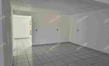 SE VENDE CASA NUEVA