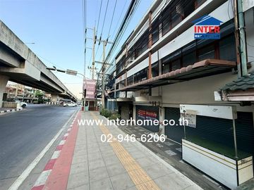 Three-story commercial building, 20 sq.wa. (approximately 80 sq.m.), near Prawet intersection, Sukhumvit 77 Soi, On Nut Road, Chalerm Phra Kiat R.9 Ro