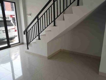 DIJUAL RUKO LOKASI TERBAIK HARGA MURAH SIAP UNTUK BUKA USAHA