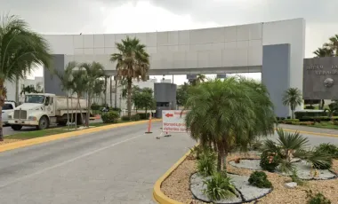 CASA EN CRYSTAL LAGOONS, VERACRUZ. REMATE ADJUDICADO