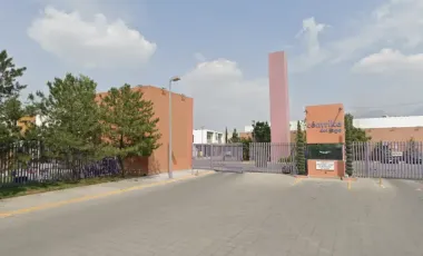 CASA EN CENTRIKA DEL LAGO, MONTERREY, NUEVIO LEON. REMATE ADJUDICADO