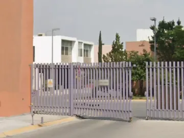 CASA EN CENTRIKA DEL LAGO, MONTERREY, NUEVIO LEON. REMATE ADJUDICADO