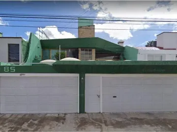 VENTA DE CASA EN COLONIA NUEVA CHAPULTEPEC MORELIA MICHOACAN
