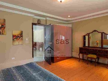 SE RENTA CASA GRANDE EN EL CAMPO - CARMEN DE SININCAY- CUENCA