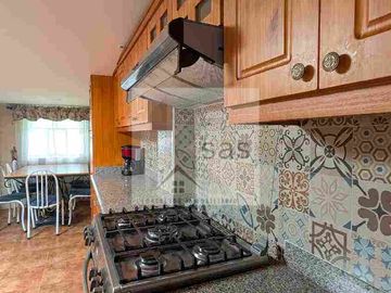 SE RENTA CASA GRANDE EN EL CAMPO - CARMEN DE SININCAY- CUENCA