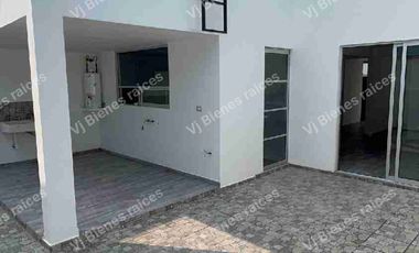 Casa en Renta NUEVA en el fracc. morada  de quetzal