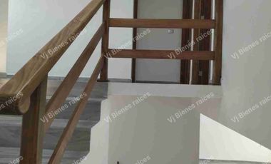 Casa en Renta NUEVA en el fracc. morada  de quetzal