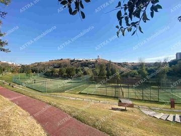 VENTA DE TERRENO EN LOMAS DE LA TOSCANA, SONATA, LOMAS 1, ALBERCA, CANCHAS