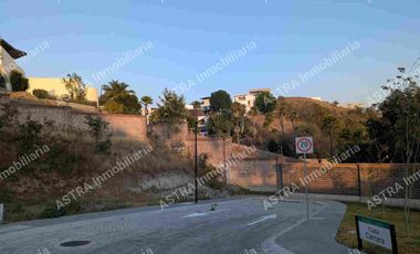 VENTA DE TERRENO EN LOMAS DE LA TOSCANA, SONATA, LOMAS 1, ALBERCA, CANCHAS