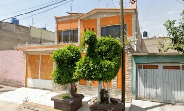 CASA EN NEZAHUALCOYOTL (Cerca de plaza Jardin)