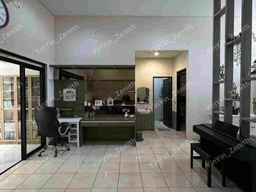 Rumah 1,5 Lantai Semi-Furnish Lokacitra Kota Baru Parahyangan