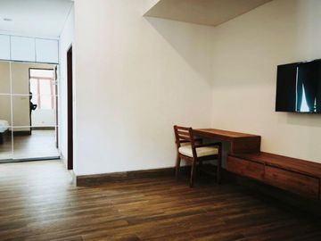 Villa Modern Taman Sari Kerobokan badung